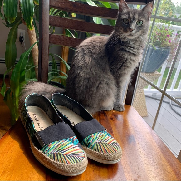Anne Klein espadrille flats tropical palms 10.5 akzilya - Picture 2 of 7